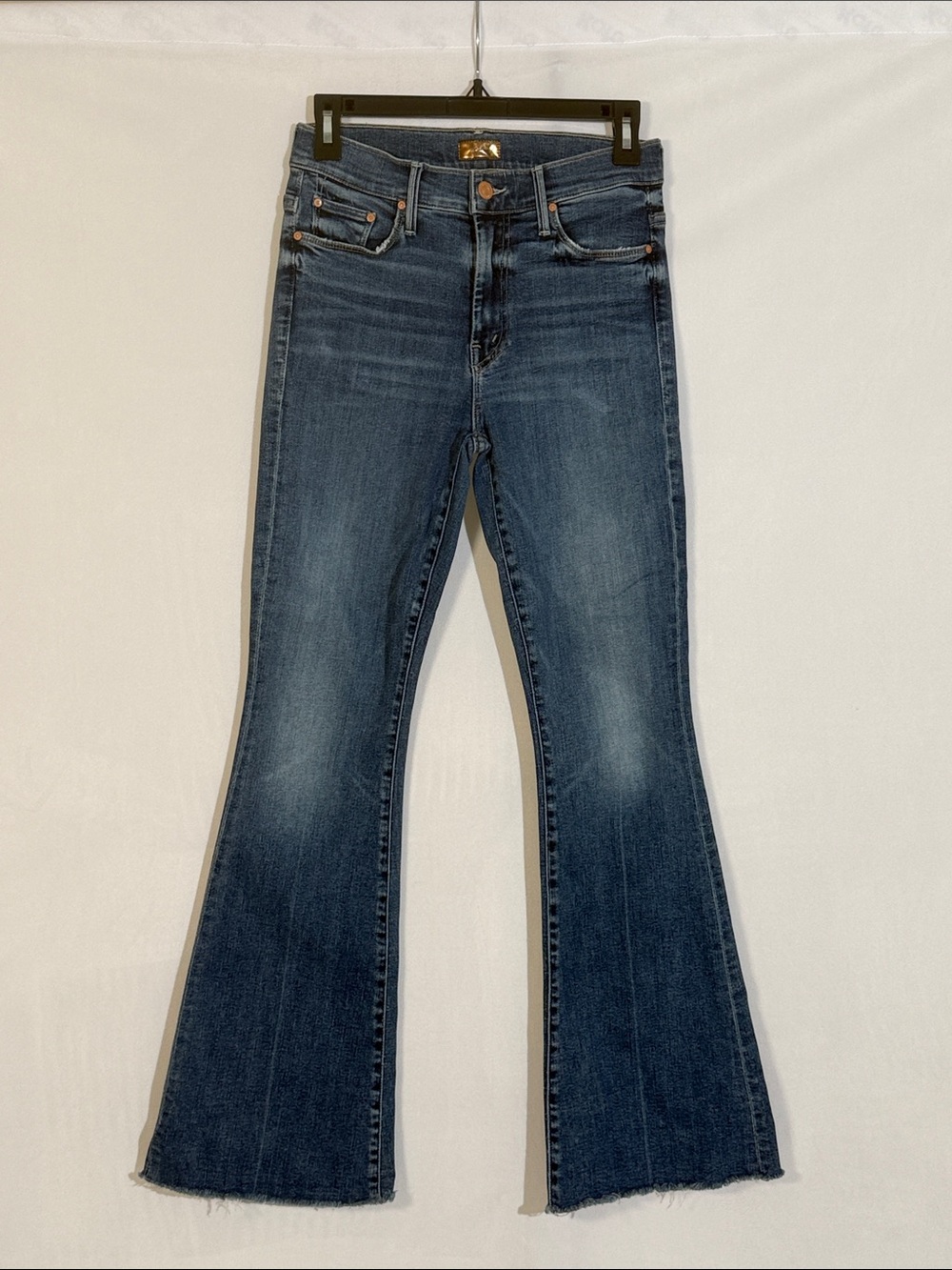 MOTHER Jeans The Weekender Fray Size 27 In Walking On Coals